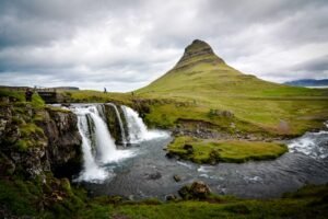 Mural de la Montaña Kirkjufell en Islandia